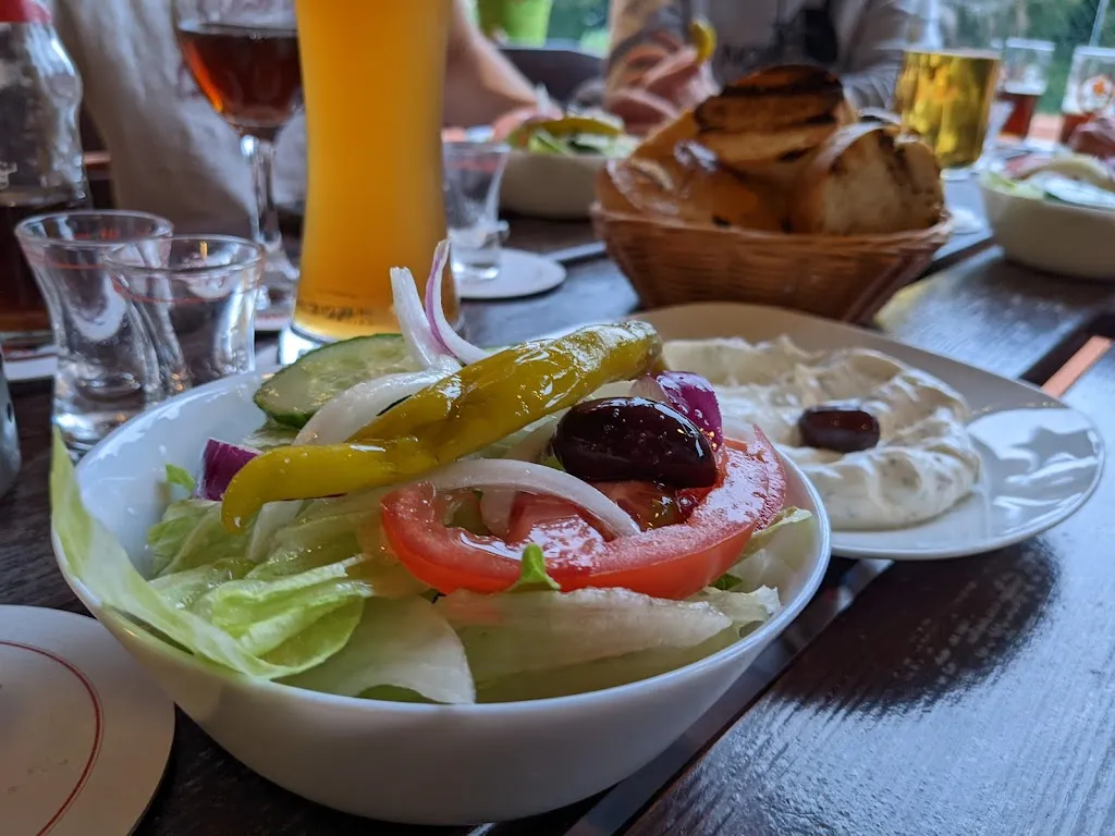 Kosta´s Eanos Taverne im Tennisclub Wiescheid__slider_image_3