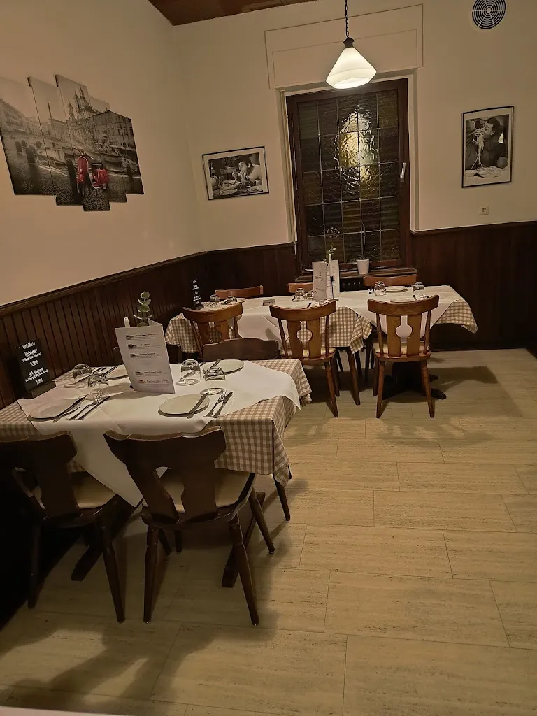 Pizzeria Trattoria Vito__slider_image_3