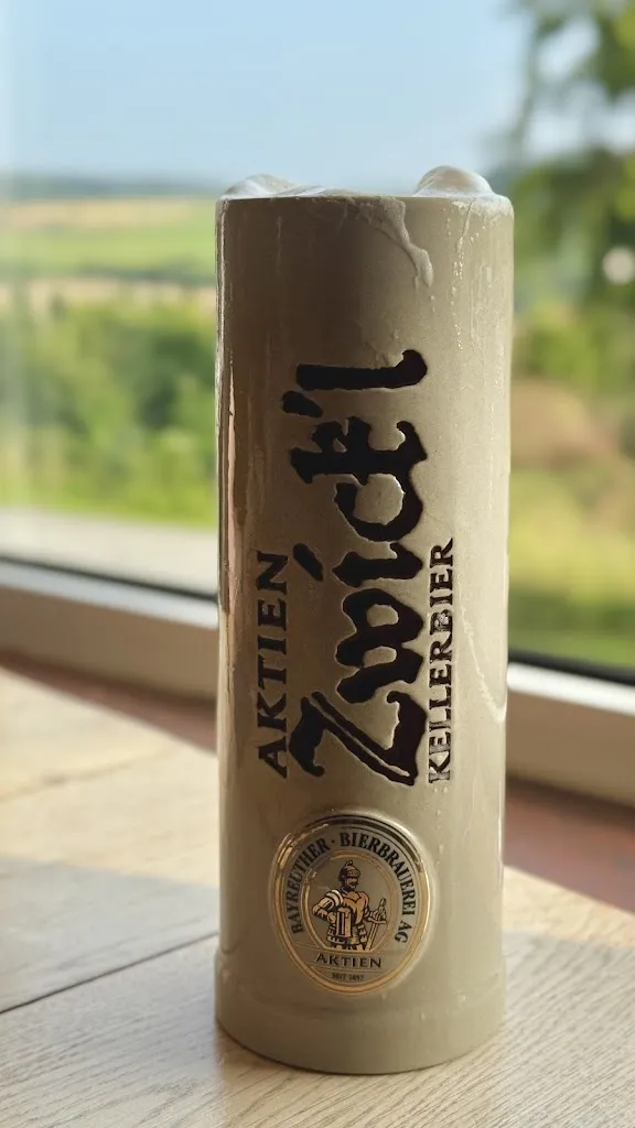 Matthias .J_Restaurant • Café • Bar 