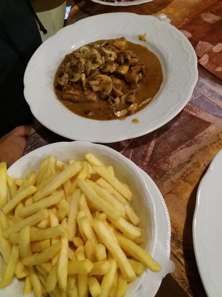 Svetlana Cummings_Gaststätte Hirsch_Altlußheim_review