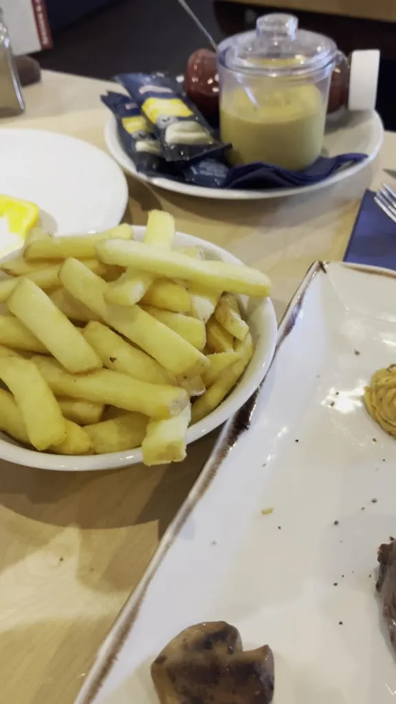 Touch Down_Lohmar_slider_image_2