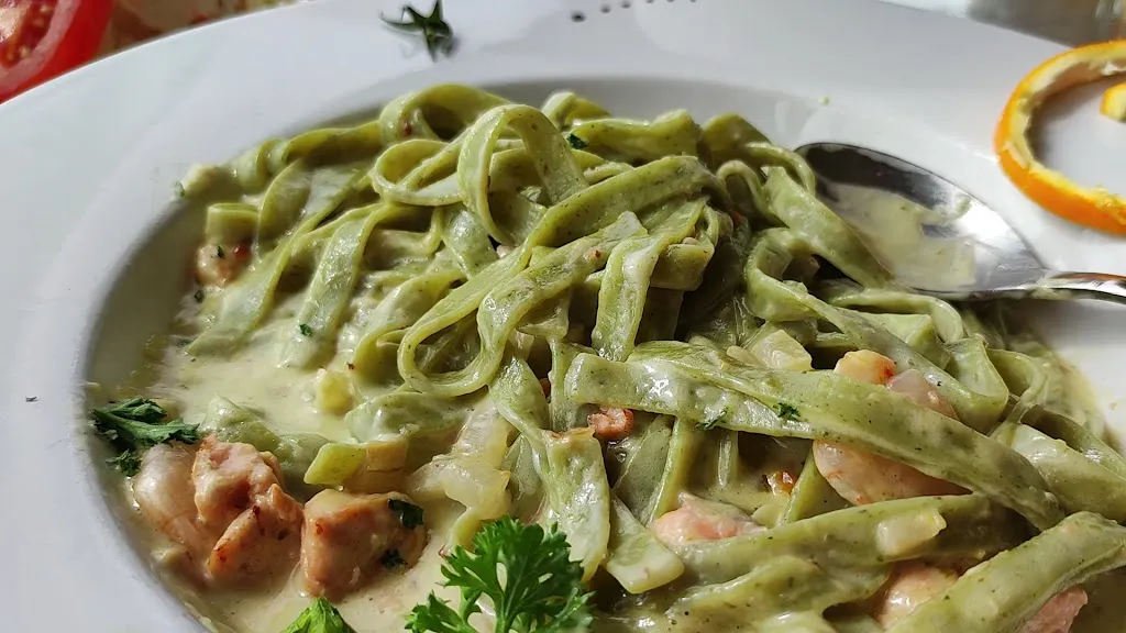 Wacht am Rhein_Leverkusen_slider_image_2