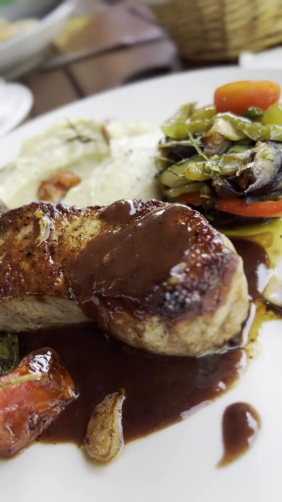 Restaurant Dion_Leverkusen_slider_image_2