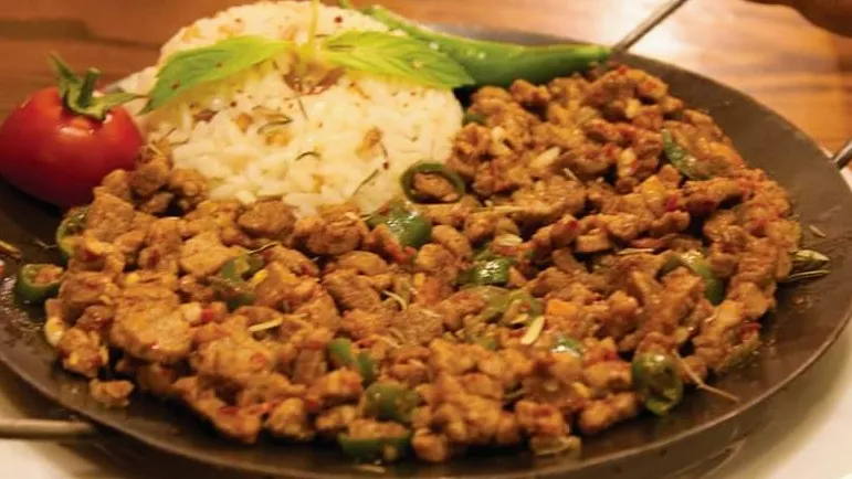 Öz Adana Holzkohle Restaurant_Leverkusen_slider_image_3