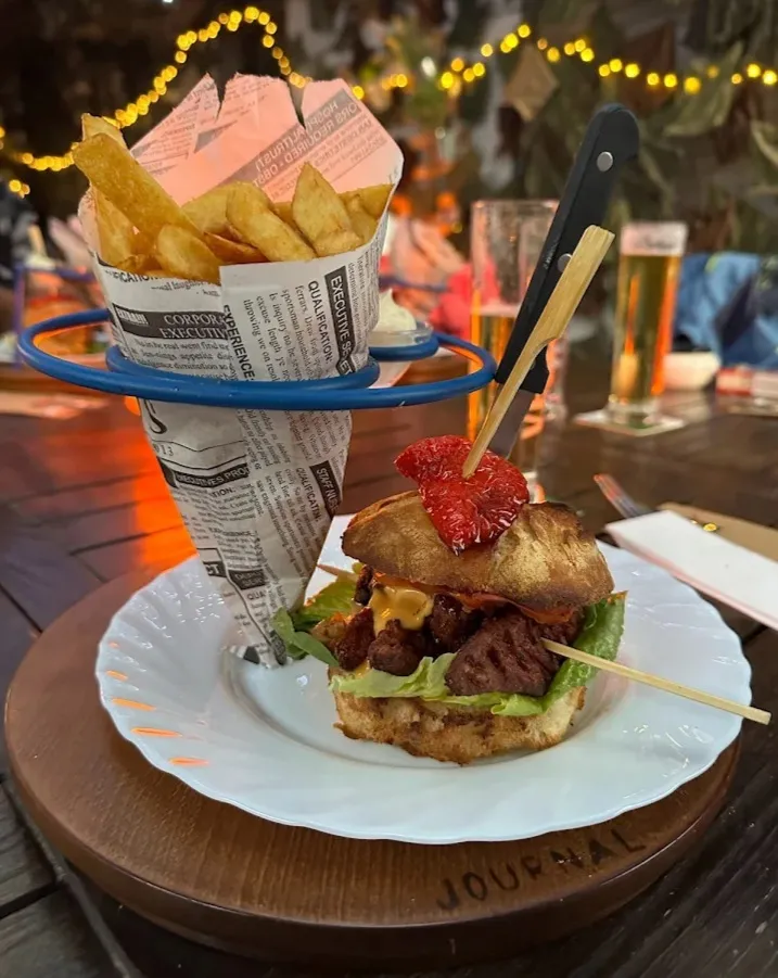 Bistro Le Journal_Lotte_slider_image_3