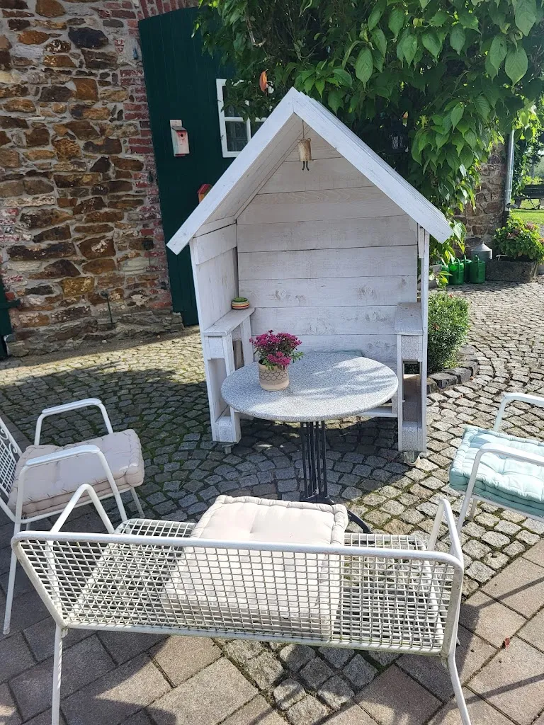 Landcafé am Goldbach_Lotte_slider_image_1