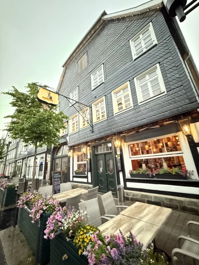 Armand Ghenciu_SchankhausDiva_Lippstadt_review