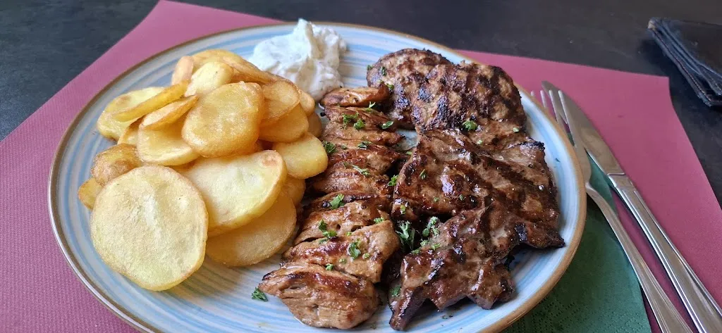 Karlheinz Münzer_Naturfreundehaus Wagbachhäusel_Altlußheim_review