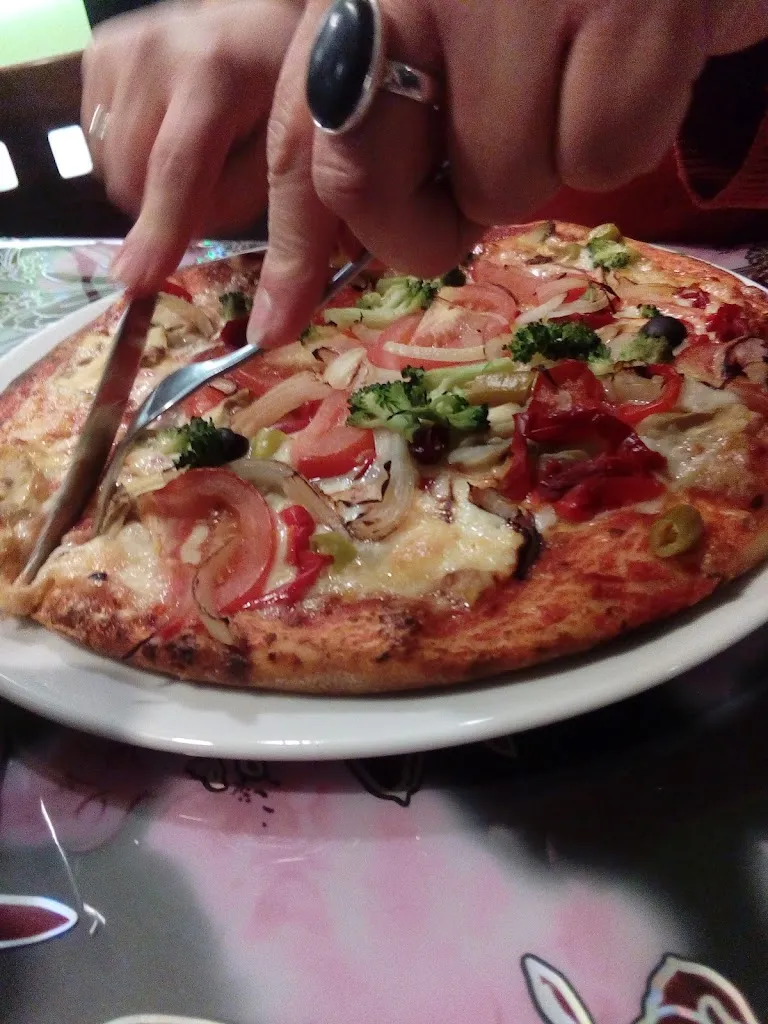 Menu_Pizzeria Bella Italia_Lügde_image_5