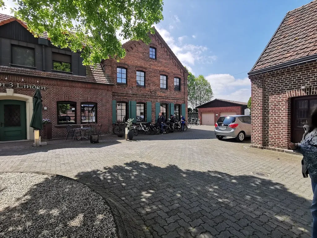 Klemens Ettmann The 3 Linden_Lüdinghausen_slider_image_3