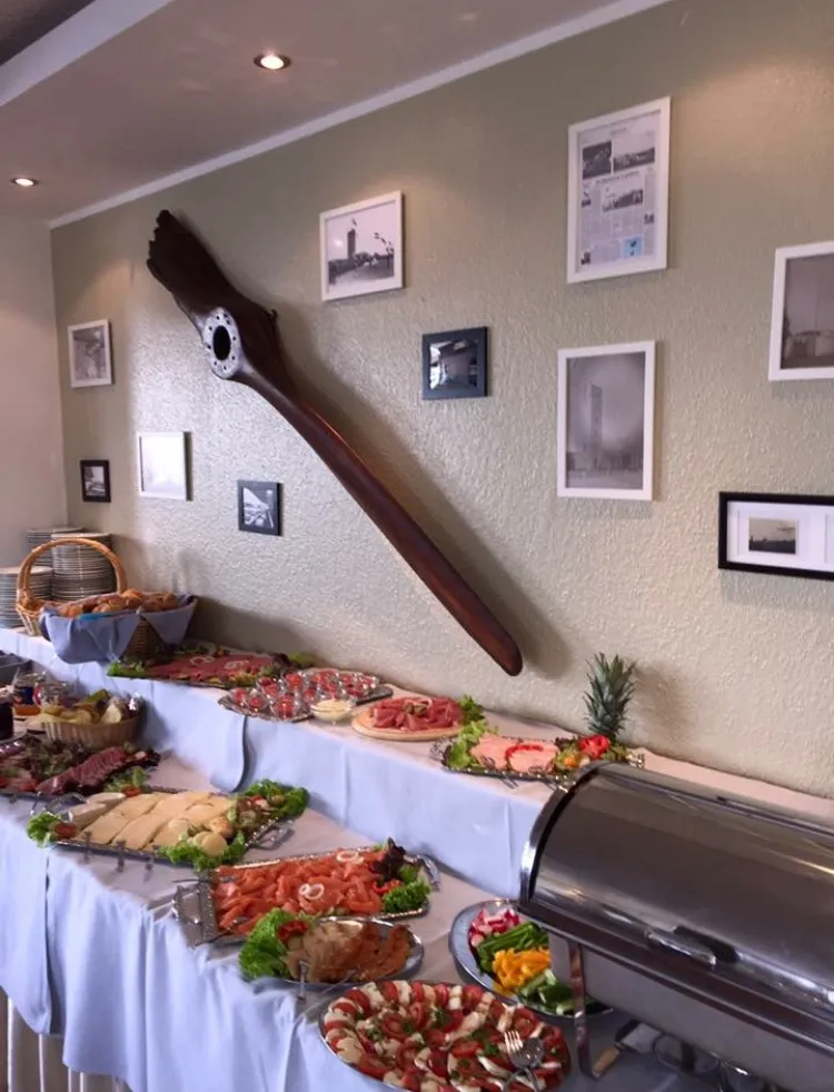 Flugplatz Cafe Borkenberge_Lüdinghausen_slider_image_1