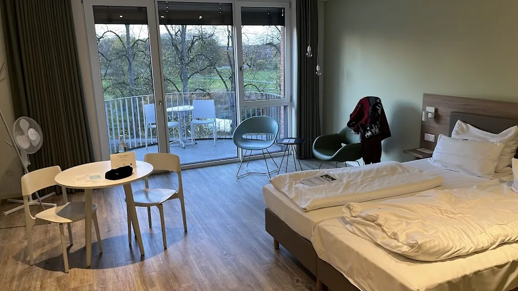 Meyferet Bamba_Steverbett Hotel_Lüdinghausen_review