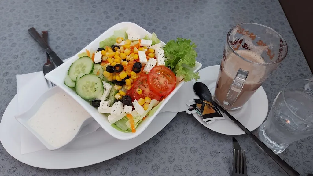 Kathrin Zimmermann_R7 Imbiss und Diner_Marsberg_Bewertung