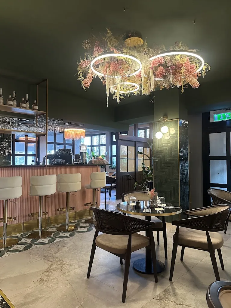 Zazalu Meerbusch_Meerbusch_slider_image_1