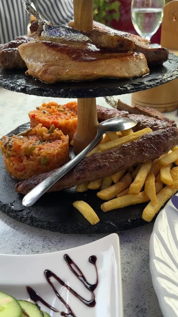 Peidi Lee_Grillmeister-Lieferservice Bio Dinkel Pizza_Geretsried_review