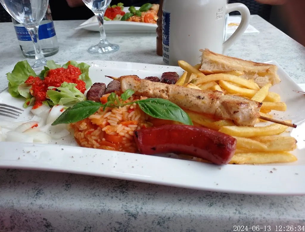 A. W._Grillmeister-Lieferservice Bio Dinkel Pizza_Geretsried_review