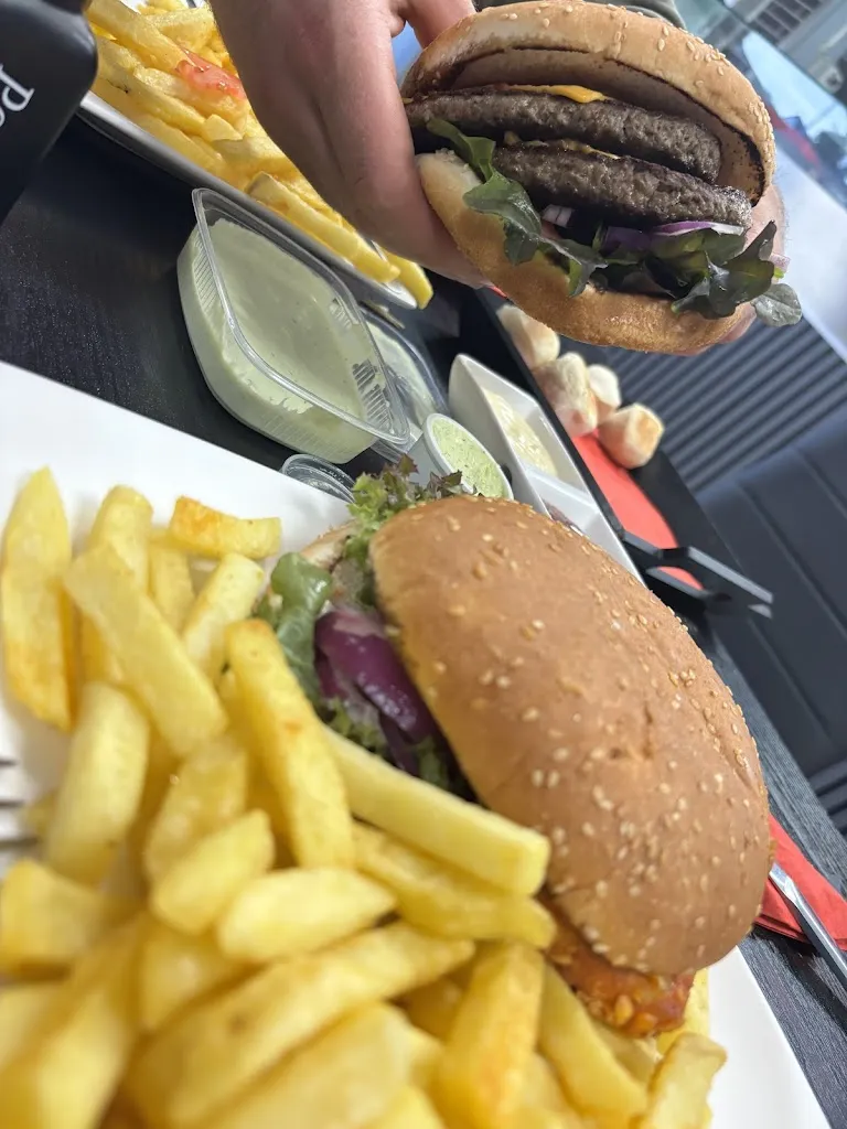 Sarah Weiß_Pizzeria Roma_Lünen_recensione