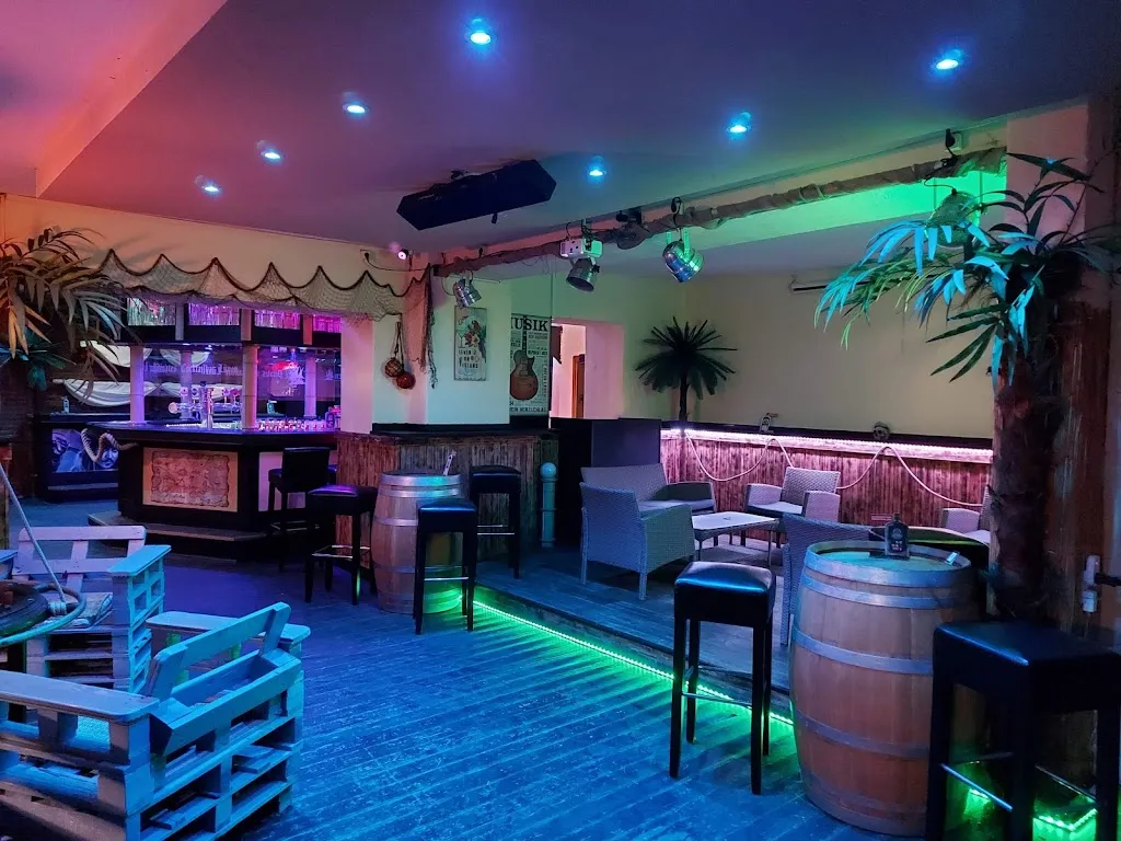 Pirates Cocktailbar Lünen_Lünen_slider_image_1