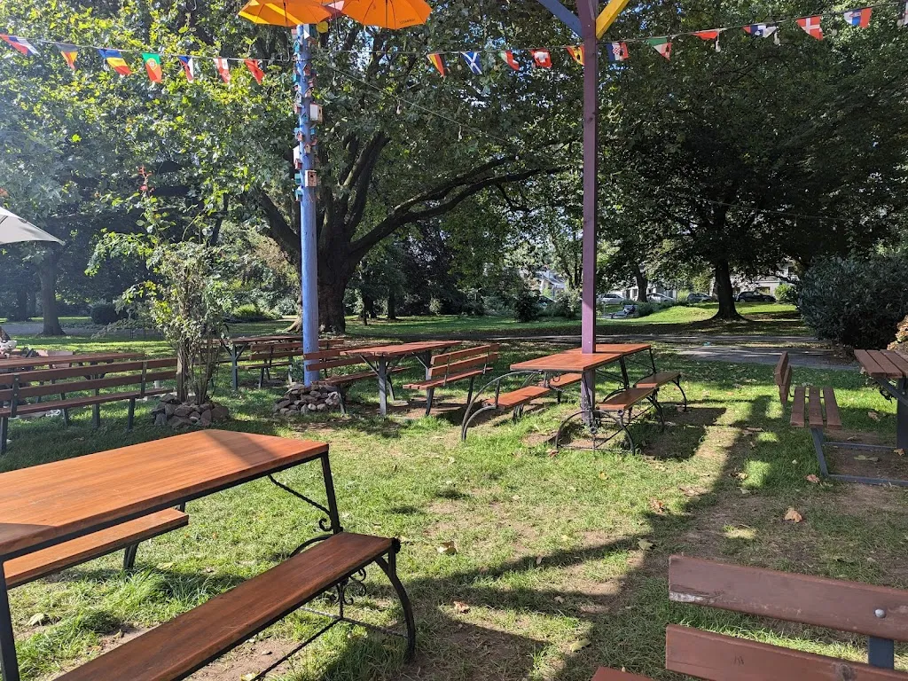 Biergarten im Stadtpark Meiderich_Duisburg_slider_image_2