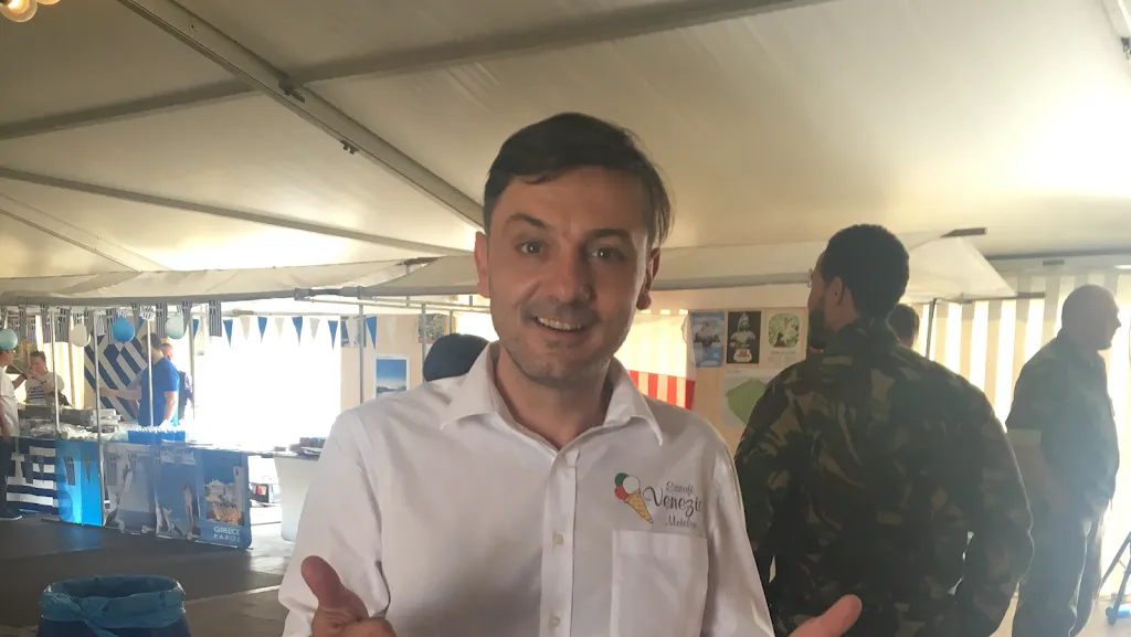 Eiscafe Venezia Metelen EIS CAFE EVERSWINKEL_Metelen_slider_image_3