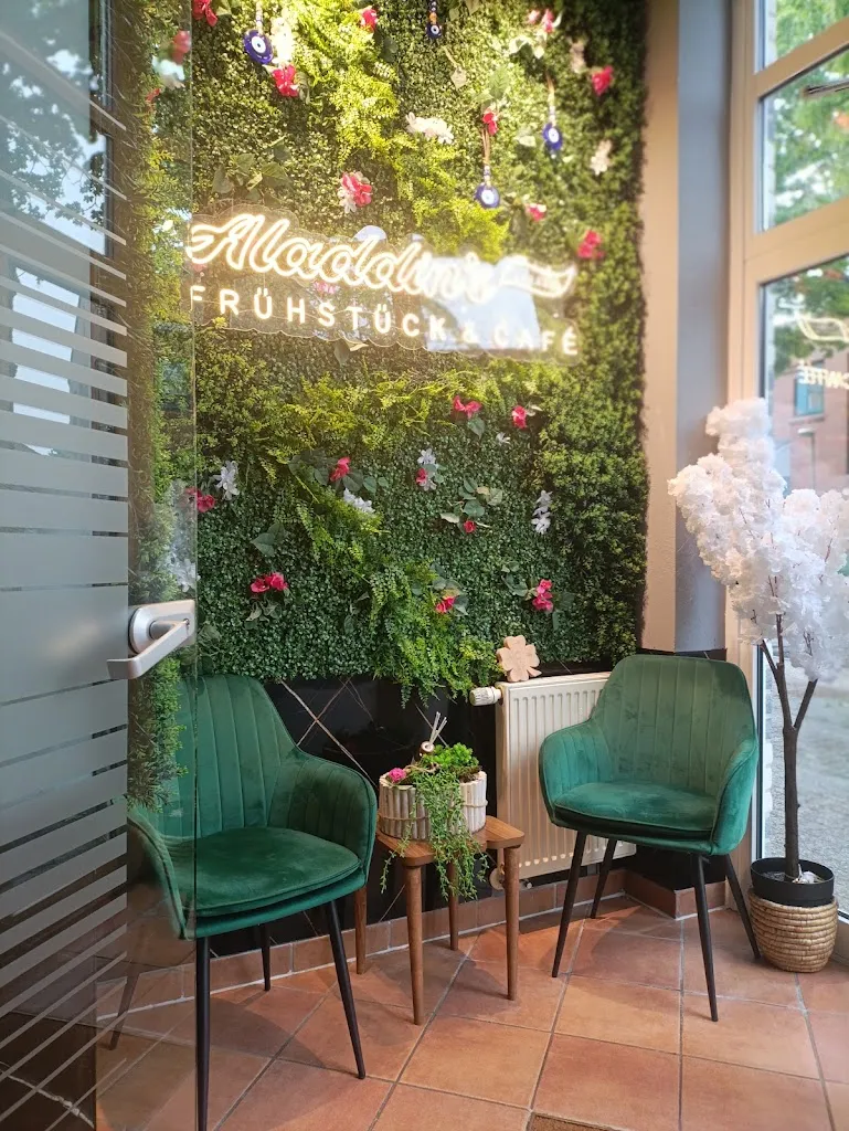 Aladdin's Terrasse Frühstück & Café ristorante a Mettingen