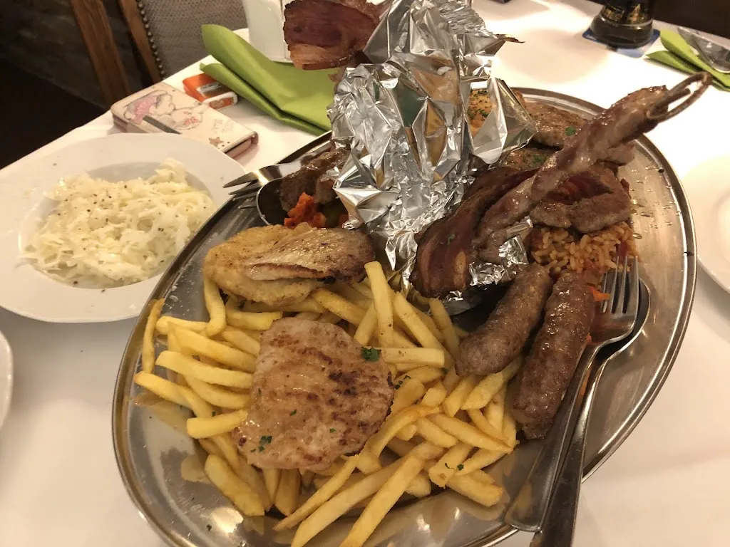 Kevin Inderbieten_Restaurant Balkan-Grill_Moers_review