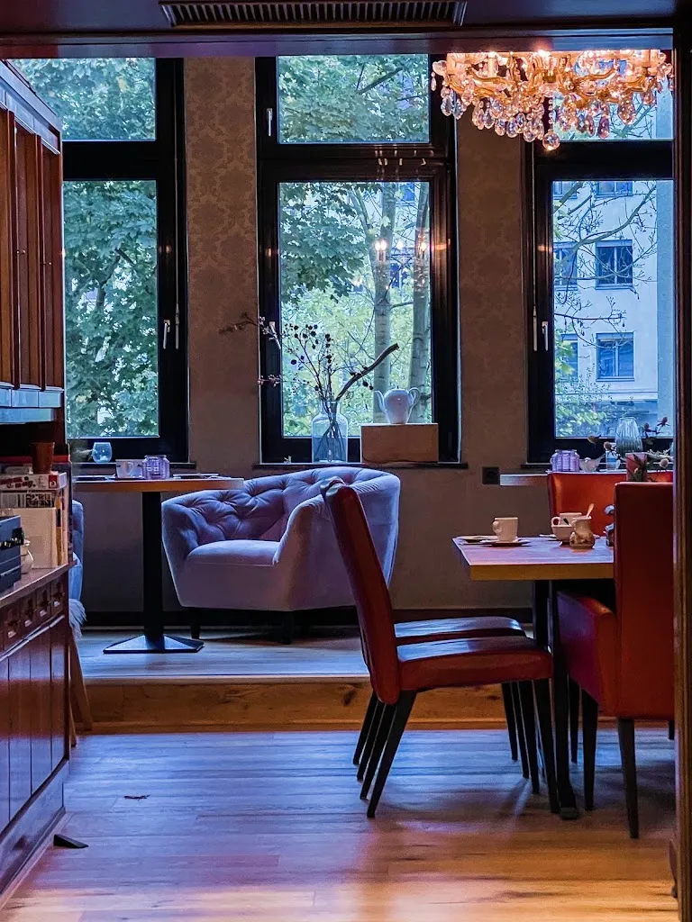 Leigh Murphy Nilsson_von korff's rest & relax hotel restaurant_Meschede_review