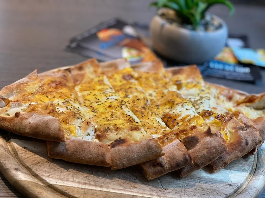 Meating by Davut_Meschede_slider_image_2