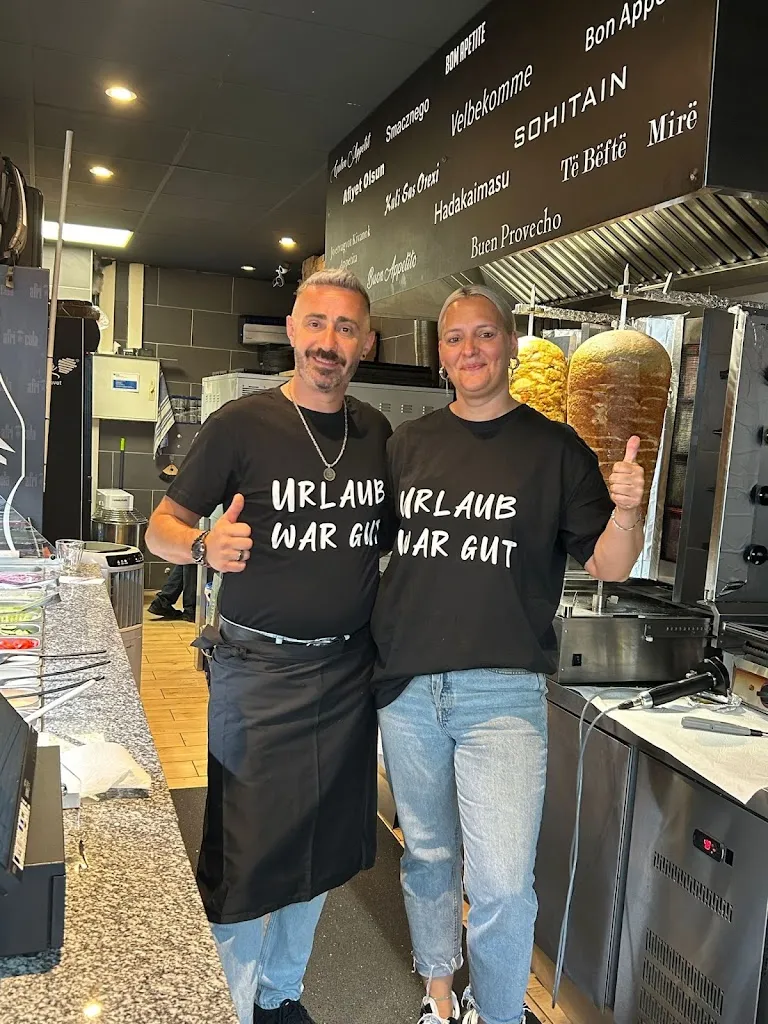 Meating by Davut_Meschede_slider_image_3