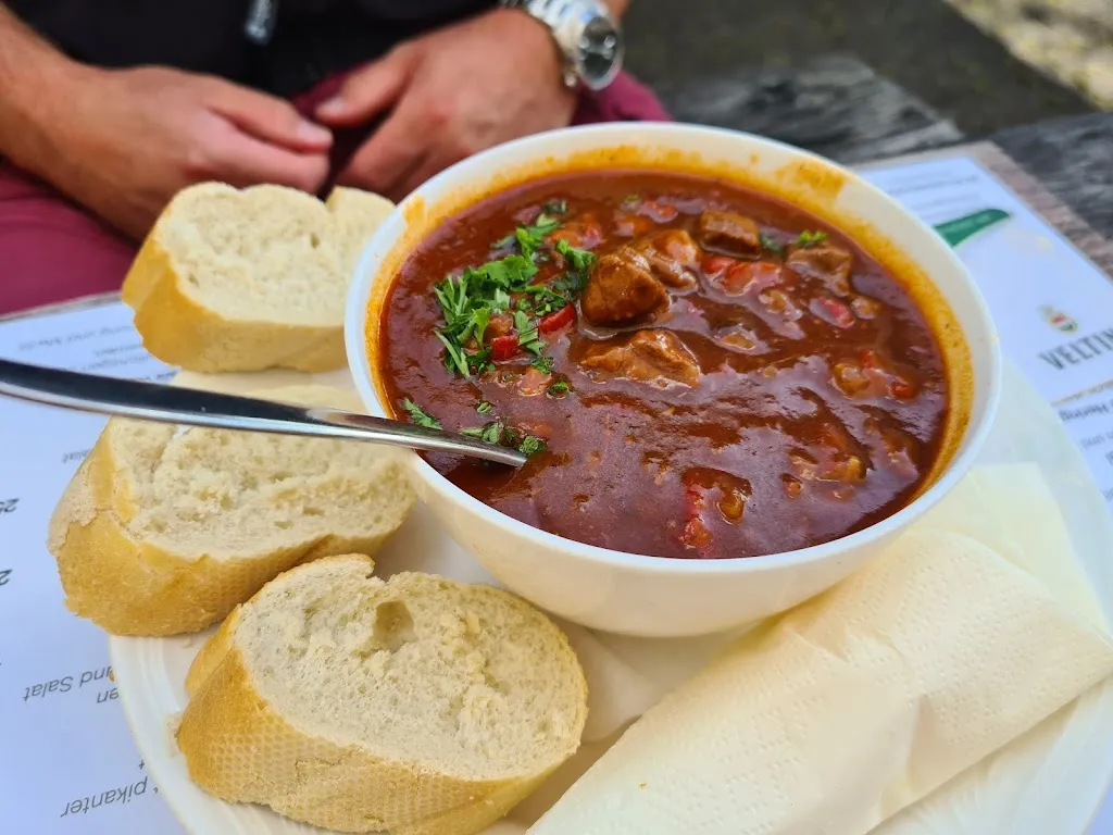 Mari Müller_Landgasthaus Tackeberg_Möhnesee_review