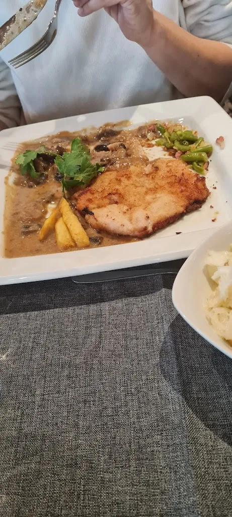 Menu_Haus Rheinblick Familie Ott_Rhein_image_5