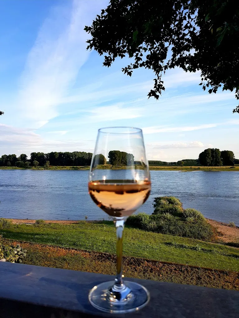 Menu_Haus Rheinblick Familie Ott_Rhein_image_8