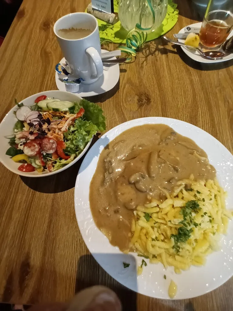 Silke Schönsteiner_Restaurant 