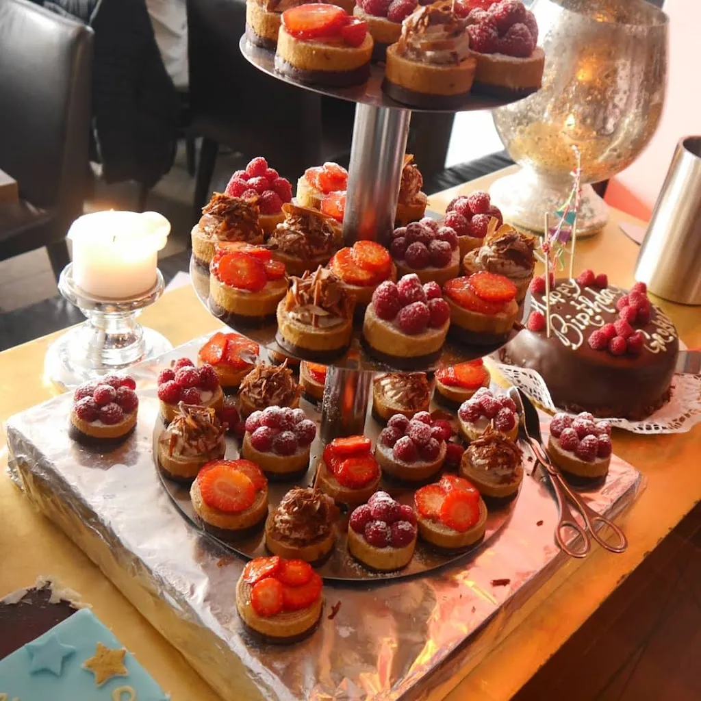 Raphael's Restaurant_Rhein_slider_image_3