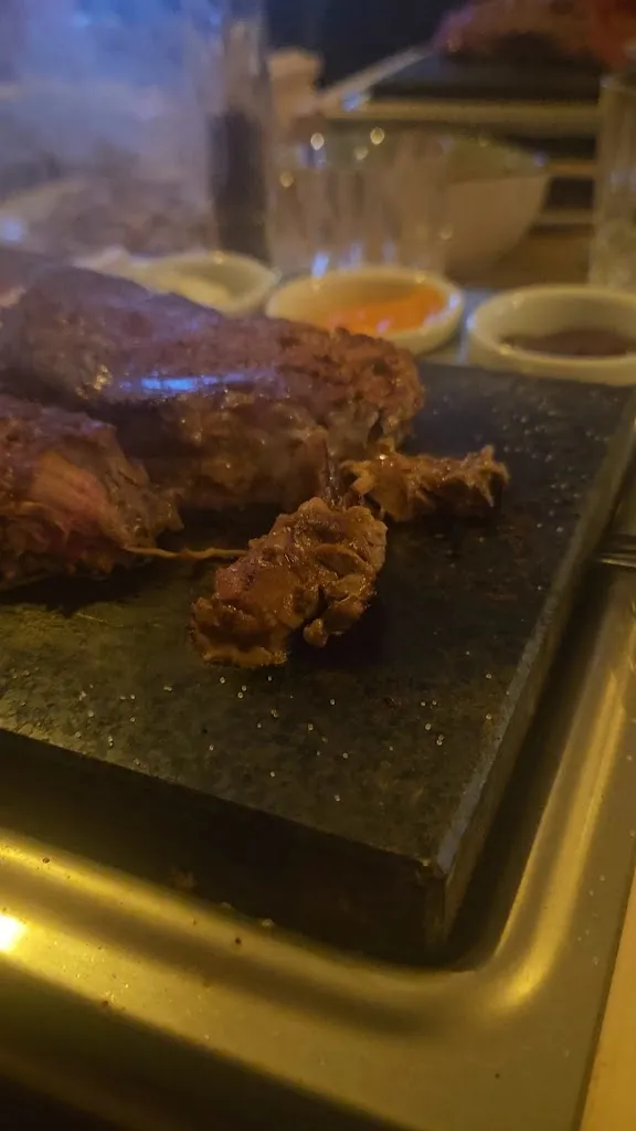 Medo Grill & Pizzeria_Much_slider_image_2