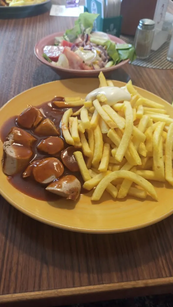 Maria Hons_Rathaus-Grill Much_Much_review