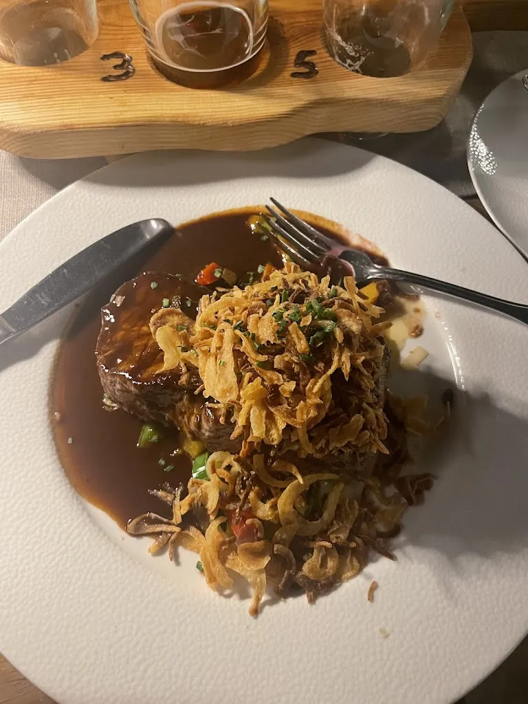 Anca Sturza_Wirtshaus zum Geiss_Straubing_review