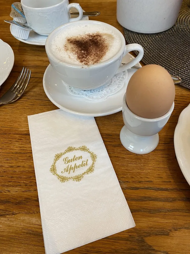 eric huffman_Alt Montjoie_Monschau_review