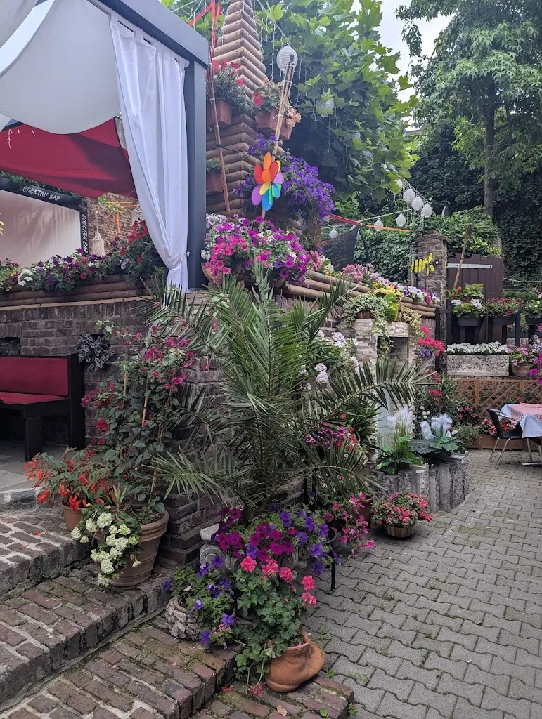 H. Klöpper_Altes Haus_Mönchengladbach_review