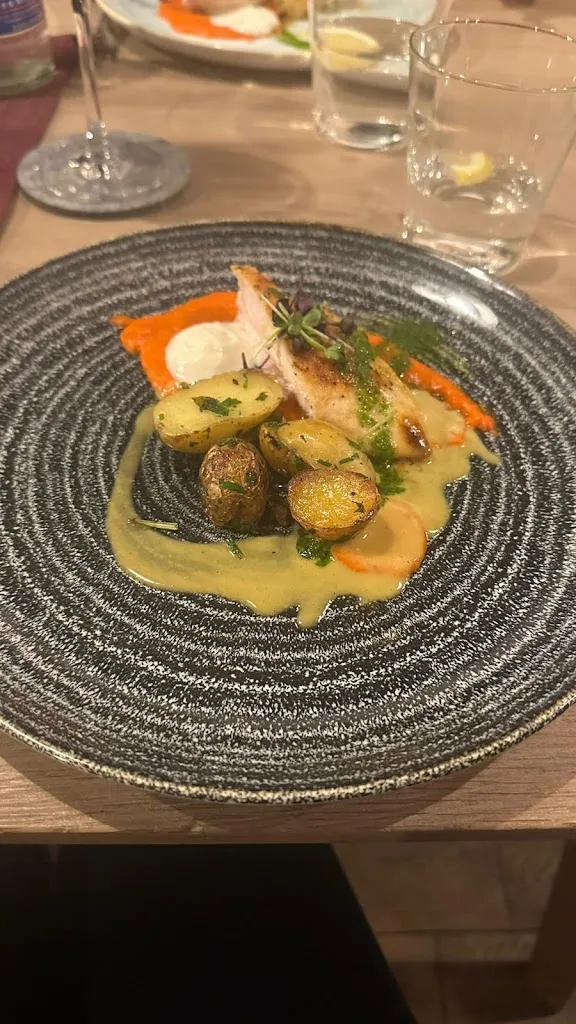 Gökhan Kisacik_Sommerkeller Straubing_Straubing_recensione