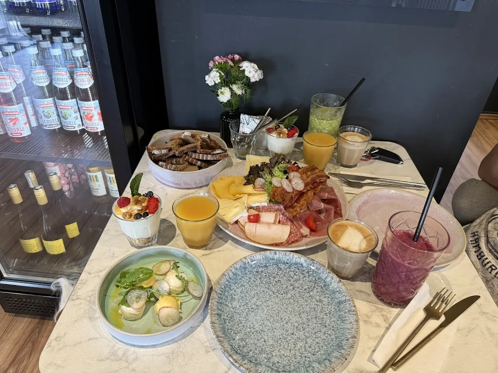 Jens Kus_Lucky — Frühstück | Café | Brunch | Lunch_Mönchengladbach_Bewertung