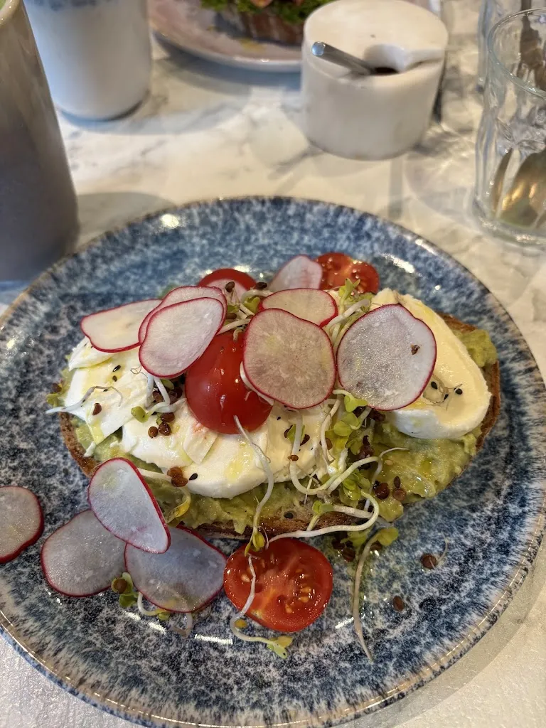 Lucky — Frühstück | Café | Brunch | Lunch_Mönchengladbach_slider_image_3