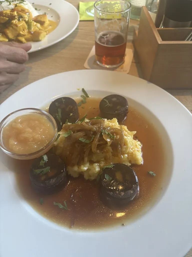 Sascha Luig_Die Laube_Mönchengladbach_review