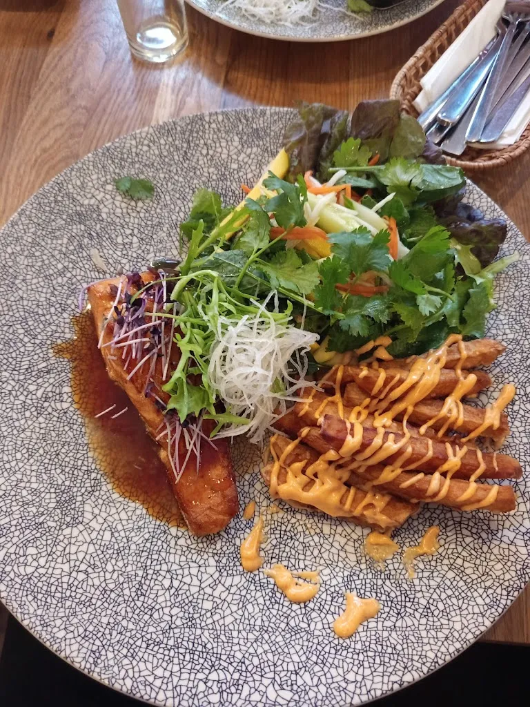 Jane Bauer_Moi Moi_Ruhr_review