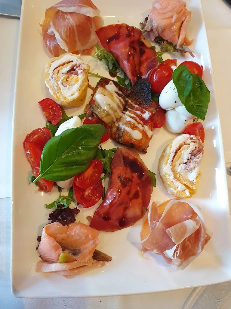 Menu_Buonissimo Neu-Ulm - De Punzio & De Punzio OHG_Neu-Ulm_immagine_4