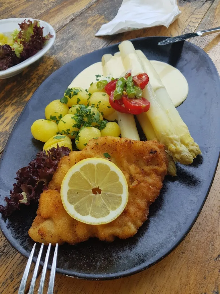 Dirk M._Gasthaus Bomer_Schierling_review