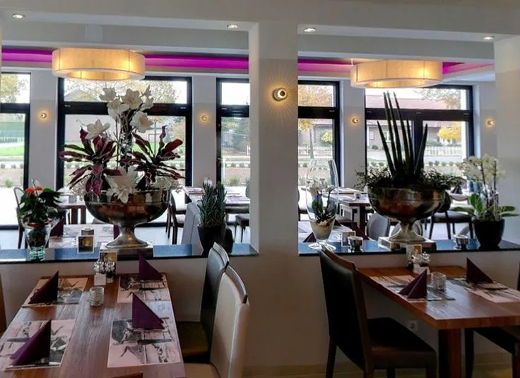 Greece Palace_Nettetal_slider_image_1