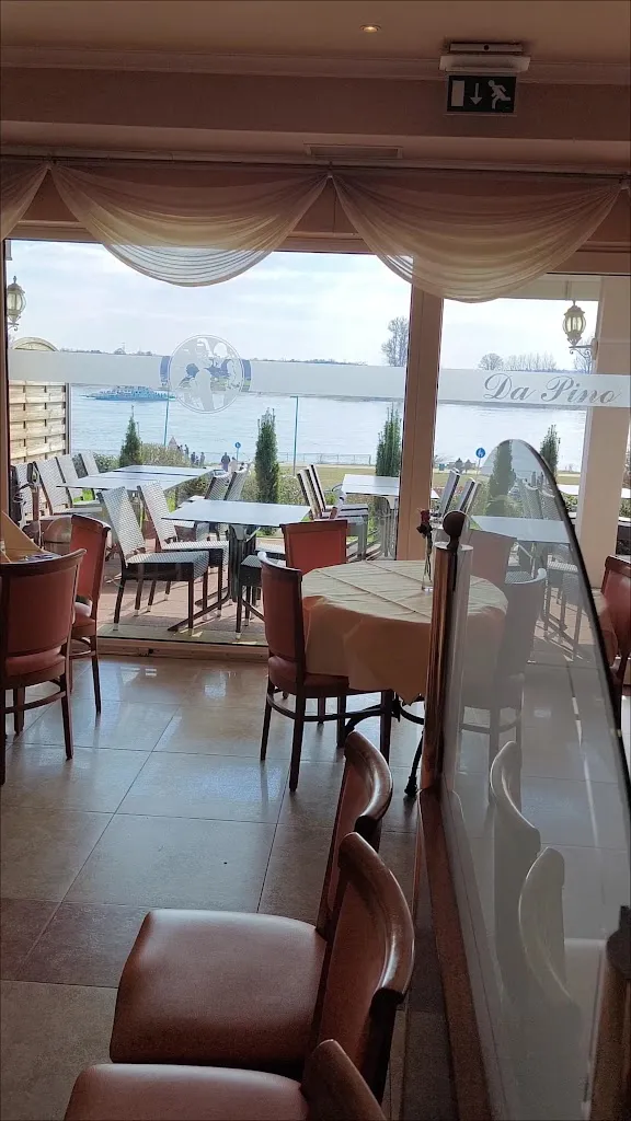 Ristorante Da Pino am Rhein Fam. Leone_Niederkassel_slider_image_2