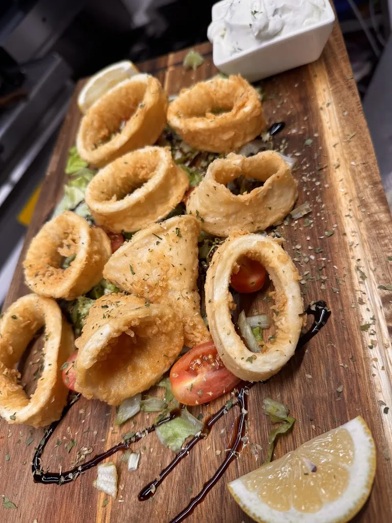 Dakos Griechisches Restaurant & Catering_Nieheim_slider_image_3