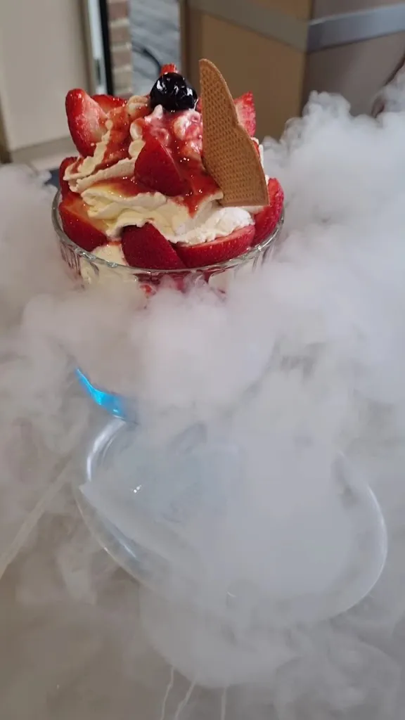 Tinos Eiscafé_Niederkrüchten_slider_image_2